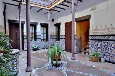 Horno24, Con Patio Andaluz, Tipico De Appartement *