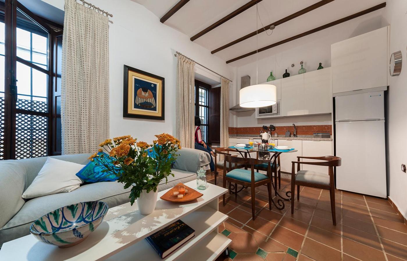 Horno24, Con Patio Andaluz, Tipico De Appartement