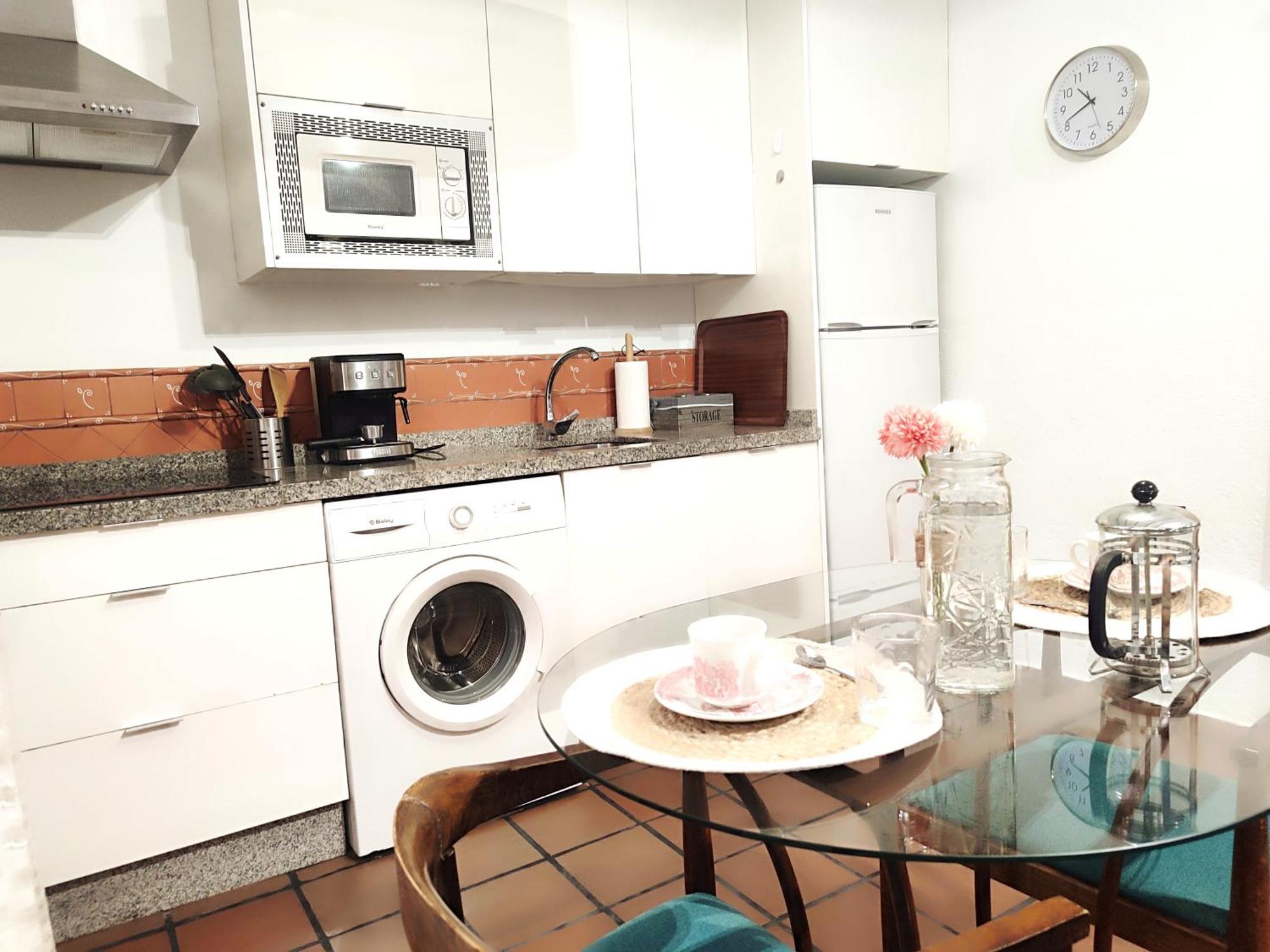 Horno24, Con Patio Andaluz, Tipico De Appartement